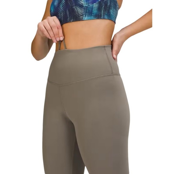 LULULEMON Green Wunder Train High-Rise Tights - Picture 4 of 7